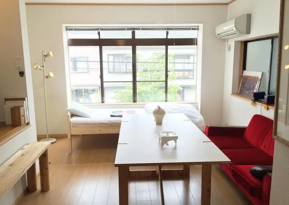Toolate Guesthouse Тояма Екстер'єр фото